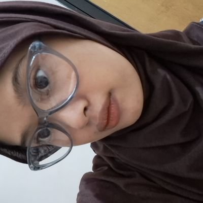sereinnele's profile picture. 