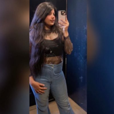 sojaoshikhaaa's profile picture. Dumb hu gaaiz😔