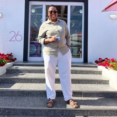 HR Data Analyst - I sell solar panels - Python ❤️