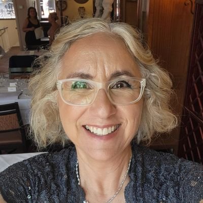 LuckyYogini's profile picture. walk every day, on my mat every chance I get (#yoga), mom of one, avid reader, love muckin' in my #garden, #tea lover, juice & smoothie drinker ~namaste~