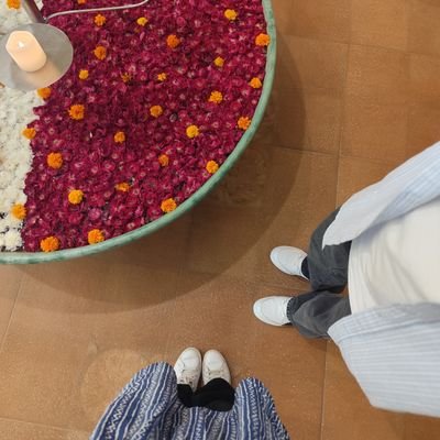 Him_andshe's profile picture. not a loner anymore 🤝