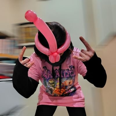 Finskou's profile picture. Life is a sexually transmitted disease ✨
