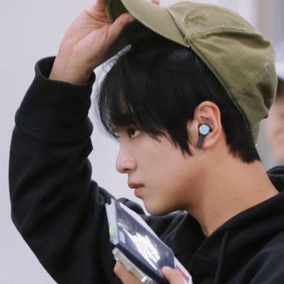 un9dong's profile picture. 