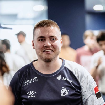 Étudiant STAPS Strasbourg / Basketteur 🏀
Ultra GL #NoMercy / Président des @UltrasGalions
⚔
Prépa Mental pour @OmerixEsport Smash 🥊
https://t.co/zEuEF1dhcy
