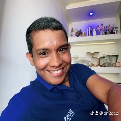 Vallenato de Corazón, Ingeniero Industrial
Ep. GSST - emprendedor de :
Instagram: @dh2ocol - @asesoriaspymeg
