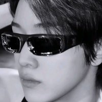 B (@ssscwwwb) 's Twitter Profile