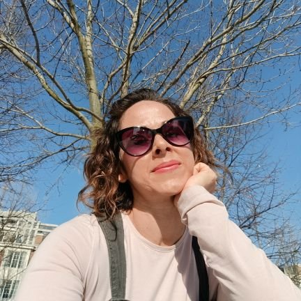 gatacontennis's profile picture. Mi sangre es roja, mi ❤️ a la izq y con la derecha ya saben que hago. Apoyo total 🇦🇪🏳️‍🌈 🐕🐈‍⬛