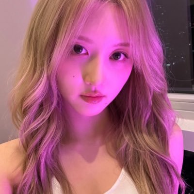 @SabrinaAnnLynn followed me 2018 2/20 ..........…… IVE Gaeul【 fan account 】