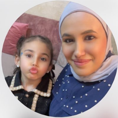 ام لـ اجمل طفله (لانا)،بكالوريوس هندسة كومبيوتر، بصور يومياتي وبكتب شو ما بيخطر عبالي، احلامي عقدي وعندي امل احقق كل شي بتمناه، ممتنه لكل شخص بيتابعني..