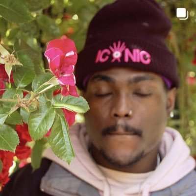 terrellroseee's profile picture. 