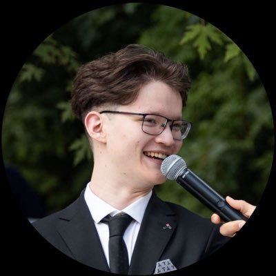 Co-Founder and GTM @ccdotdev. Helping vibe-coders remove AI slop.