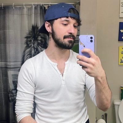 lets get slutty | libra | 18+ | main: @fleetener