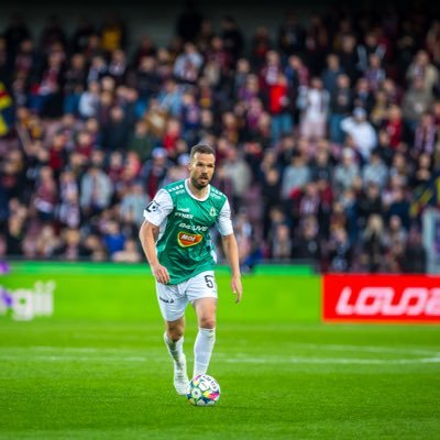 NovakFida's profile picture. instagram - fida7