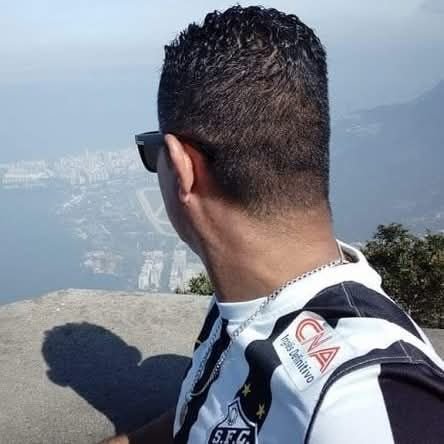 Regis35761061's profile picture. Chama no WhatsApp
(13) 996260061 
Regis