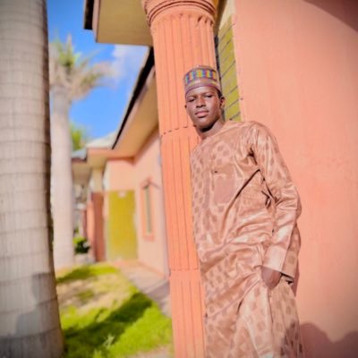 A truly Believer | Geologist | Deal with any kind of perfumes | Gifts packages for ur love ones