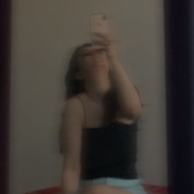 _zedkaf's profile picture. بٰاشد کِ روزگار، بچرخد بِ کٰام دل…