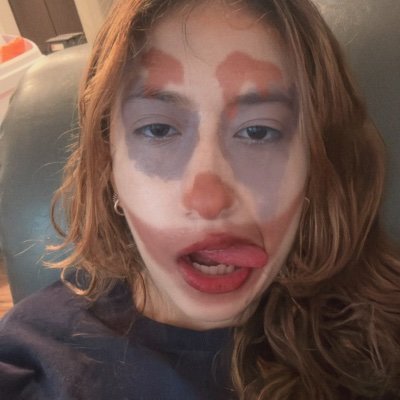 saaraaguilarg's profile picture. aún lo pienso