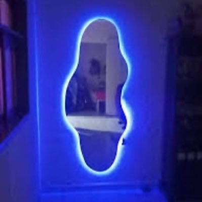 SlowGoddess's profile picture. 🐷👏🏧