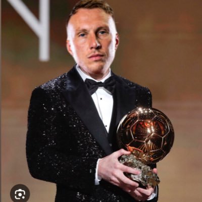 AdamFleet7's profile picture. 