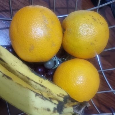 kylenobuhle's profile picture. Ambidextrous