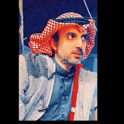 كاتب وشاعر ـــ لدي ٤ إصدارات