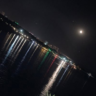 Rxndom33's profile picture. 18+
