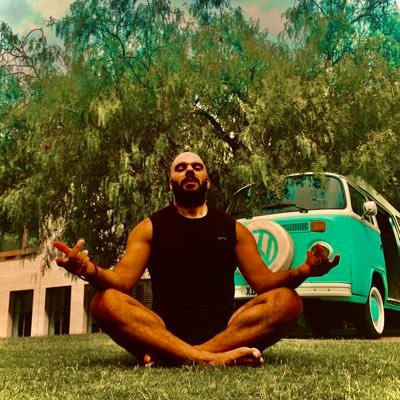 https://t.co/0UdMBbiFDF Just ✨ enjoying a human experience. Be the bridge in someone’s life.”
