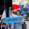 SrtaMGM's profile picture. 'Se a miña lingua fai tremer a base do teu estado, iso significa que construíches o teu estado na miña terra'

Secretaria Xeral de @galizanova

 ★ GZ ✊♀️