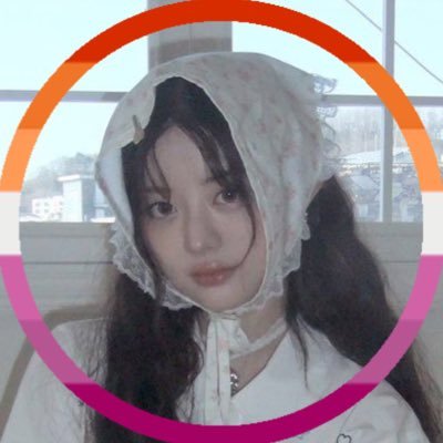 prettygrdian's profile picture. lesbian vampires & illit enthusiast