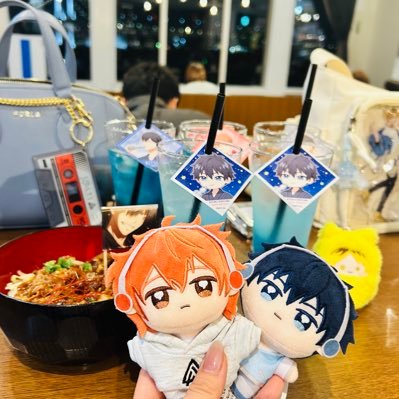 35⬆️・社会人♀・たまぁにコスプレする。好きな物➜ツルネ・いれいす・すたぽら・シクフォニ・Free! あんスタ アイナナ ギヴン ツルネ 黒バス 青エク 咎狗 ドラマダ 第五人格・商業BL💕どのジャンルでもNLにハマることあんまりないです。