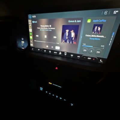 SNOWBUNNIGGA's profile picture. 3-1 In the streets. D1 for @chiefs. Future Model