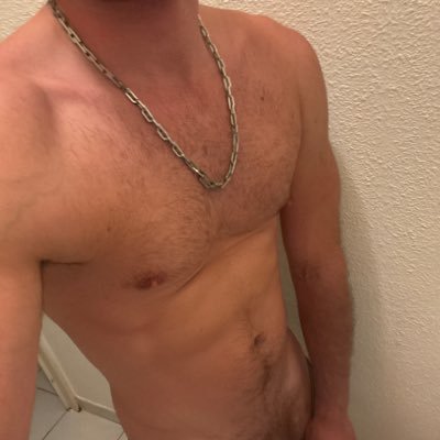 dinoxios's profile picture. # dm snp : xbmx1390 , ig daevmax