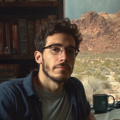 A student of sense and non-sense, on the border of the conscious and unconscious. Bukharan b'nai Israel; friend of God. Chabad, Jungian. AI, Sci-Tech nerd.