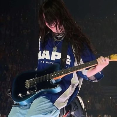 I love Billie Eilish and Renee Rapp | #1 Heimerdinger Hater | minor | lgbtq+ | FREE PALESTINE | private: @Astrid_Eilish