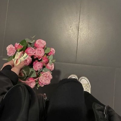 o021lx's profile picture. قال تعالى: ﴿ ﻻ ﺗﺪﺭﻱ ﻟﻌﻞ ﺍﻟﻠﻪ ﻳﺤﺪﺙ ﺑﻌﺪ ﺫﻟﻚ ﺍﻣﺮﺍ ﴾✨⏳