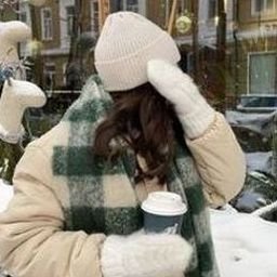 Irhopawr119114's profile picture. 