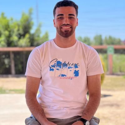 3TIA0's profile picture. engineering👷
ECE-DU
لم تحبنا الحياة معاً يا أبي