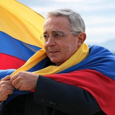 Cuál es la vida que queremos vivir! Colombiano🇨🇴 🇮🇱🇺🇸! Hoy Defendiendo a Colombia del terrorismo petrista!