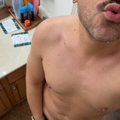 this is an alt. here for all the nudes. #uncut wanna buy feet pics?