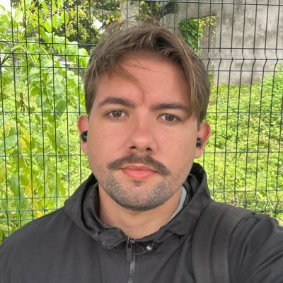 Reclamações da vida, desabafos, loucuras motivadas pelo álcool e nada demais. Bem vindo