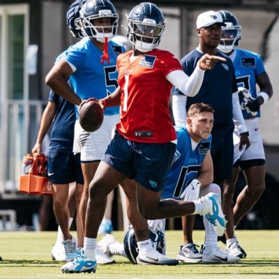 𝑱𝒂𝒓𝒗𝒊𝒔 𝑩𝒓𝒐𝒘𝒏𝒍𝒆𝒆 𝑱𝒓. Scars won’t recover off me I need a urgent doctor🦅 Defensive Back #29 Tennessee Titans