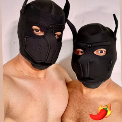 casal , de boa que gosta de curtir os prazeres da vida , sem neuras quer curte chama aí um ativo outro versátil vem gozar com junto com a gente