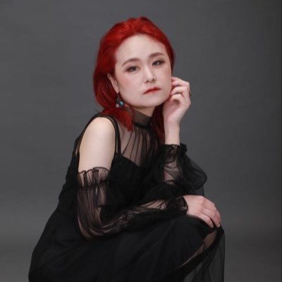 Twitter結構たまにですが!PF,key 🎹ジャズ、プログレ鍵盤弾き。IDMをこよなく愛するトラックメイカー。色々やってますが、、オリジナル1人プログレ動画URLです✨✨お仕事はDMまで^_^