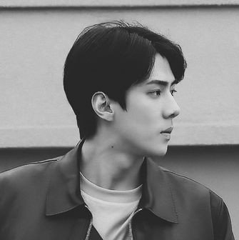 odultman's profile picture. Made of ink, dusk, and things unsaid.