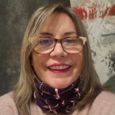 lujangm's profile picture. Madre de Santiago y Agustín.  Abogada. Escribana.