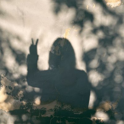 Ellebalden's profile picture. ✍️ Young author
📖 "Secrets Between Floors" is live!
👻 Mini horror stories.
💜 Support my work & read more ⬇️