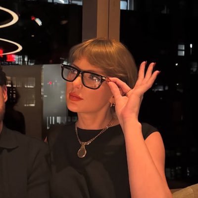 DearSwiftie1389's profile picture. I’m a swifie who will always fight for Taylor || 17yo || EVERMORE STAN TILL THE DAY I DIE