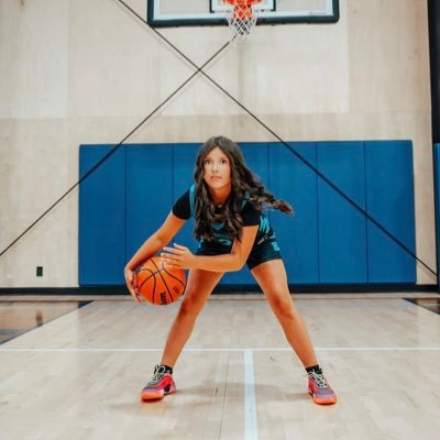 5’5 CG Jacksboro Middle School 🦅 2 Timothy 4:7 Class of 2030 Team Unlimited IG:@Kylieperkins21 NCAA ID#2506640430