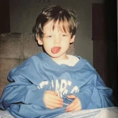 Leonardli727's profile picture. 