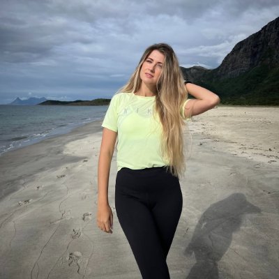 🌟 Life has no fixed definition go after what you truly want.🌍 Live with passion: ✈️ travel, 📚 read, 🌄 explore...🚫 Porn